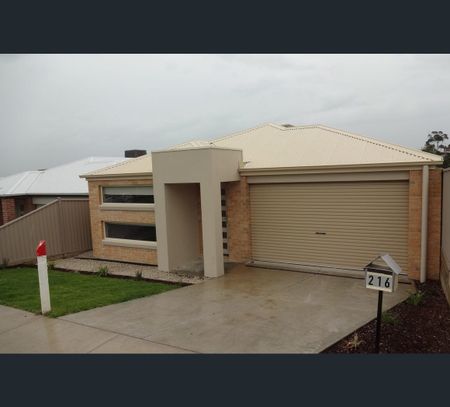 216 Elsworth Street, Mount Pleasant, Vic 3350 - Photo 5
