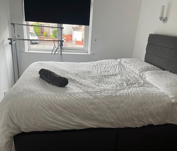 4 Bed Terraced House, Gloucester Road, BS16 - Photo 4