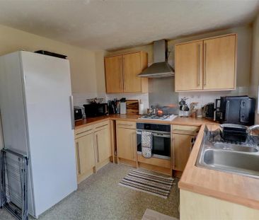 2 bedroom detached house to rent - Photo 5