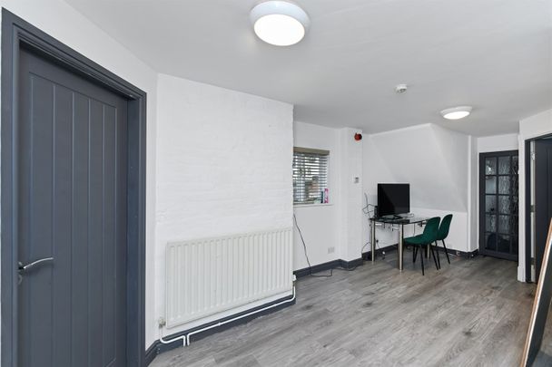 North Sherwood Street, NG1 - Photo 1