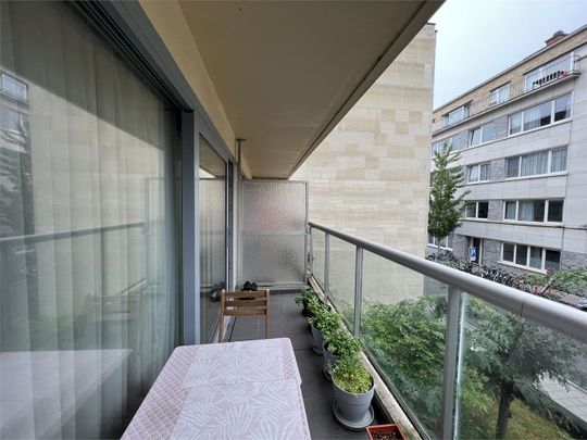 Lichtrijke studio met terras te huur in Leuven centrum! - Photo 1