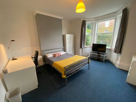 4 bedroom house share to rent - Photo 4