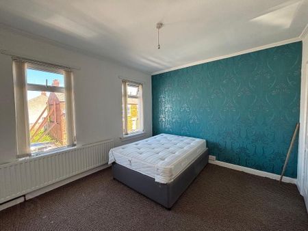 73 Channing Street, Belfast, BT5 5GP - Photo 3