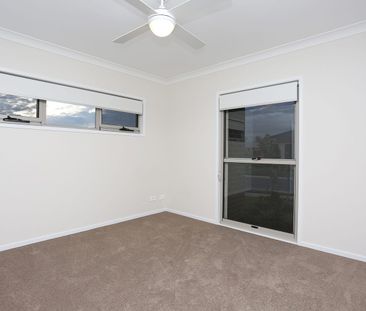 Executive style home in new estate - Photo 1