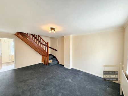 2 bedroom semi-detached house to rent - Photo 2