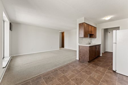 Glenwood Apartments - Photo 3