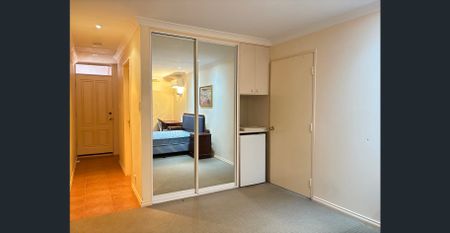 Great Location! - Photo 3