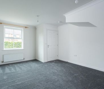 Larch Road, Selby YO8 - Photo 3