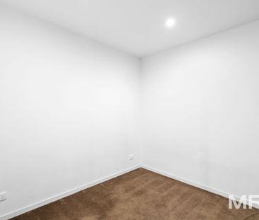 3603/8 Sutherland Street, Melbourne - Photo 1