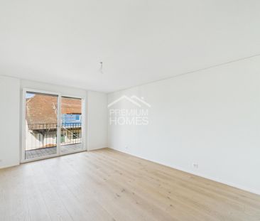 First occupancy: Exclusive living with lake view - Photo 1