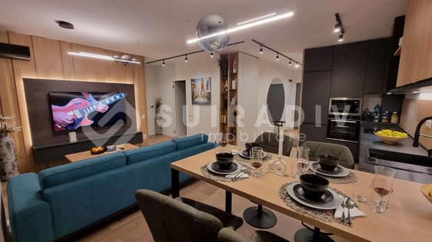 Apartament Premium cu 3 Camere și Terasă Spațioasă în Complexul Azoria S19259 - Photo 1