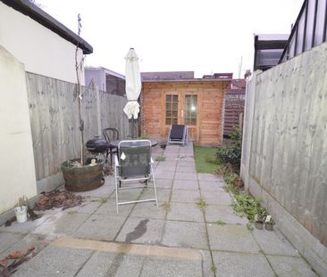 2 Bed Flat, Rutland Road, E7 - Photo 6