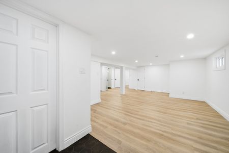 For Lease - 6 Corbett Crescent, Aurora, Ontario - Photo 3