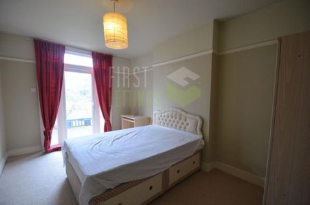 5 bedroom terraced house to rent - Photo 2