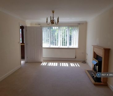 3 bedroom detached house to rent - Photo 2