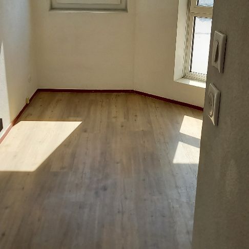 Location Appartement 1 pièce 19m² - Photo 1