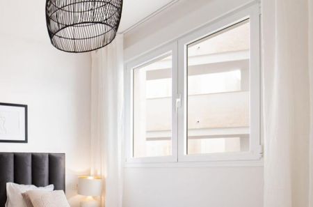 2 bedroom luxury Apartment for rent in Nueva Andalucia, Spain - Photo 3