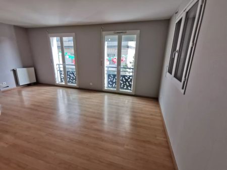 Location appartement T4 107.53m² à Chalons-En-Champagne (51000) - Photo 2