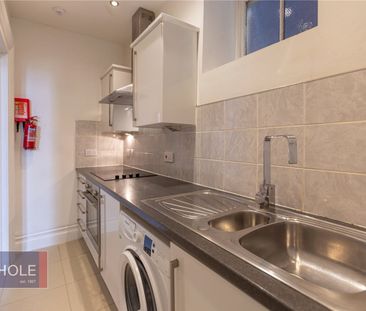 Clifton Park Road, - Photo 6