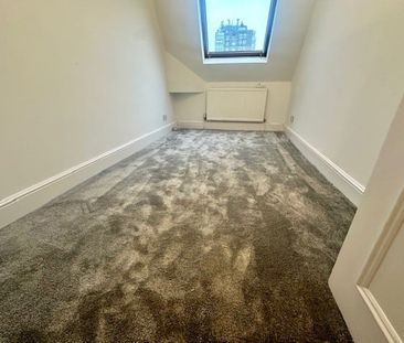 West Cliff Gardens, Bournemouth - Photo 5