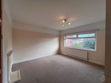 To Let – Alderson Crescent, Formby – Available December 2025 - Photo 3