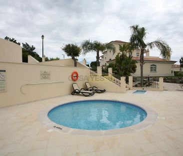 House T3 in Almancil, Loulé - Photo 3