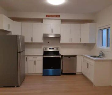 Grandview Heights 2BR | 16773 20 Avenue, Surrey - Photo 1
