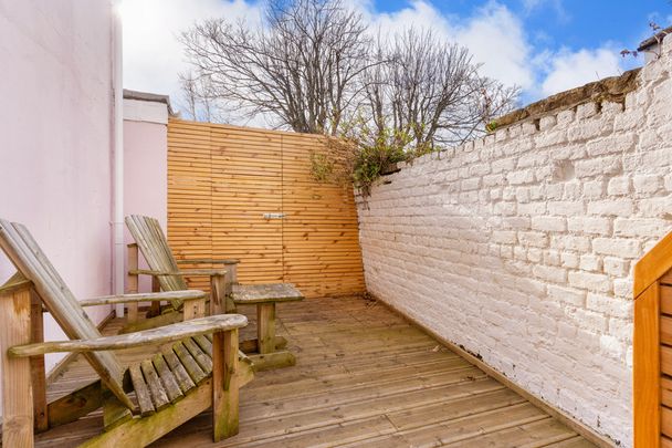 10 SANDYMOUNT GREEN, DUBLIN 4, D04 N472 - Photo 1