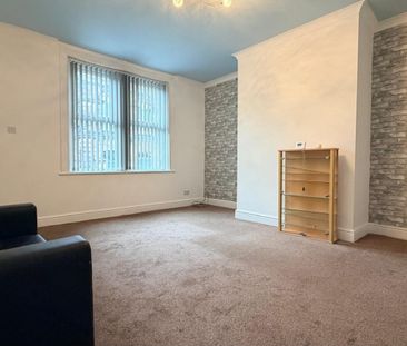 1 bedroom Flat To Let - Photo 5