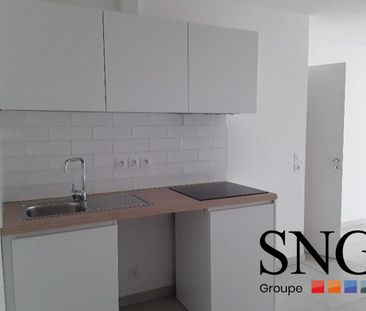 T3 AVEC TERRASSE ET DEUX PARKINGS - Photo 3