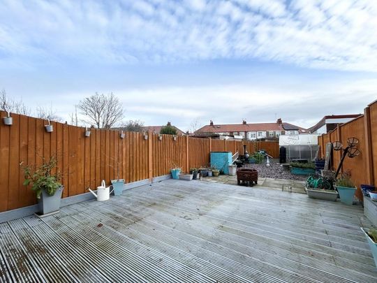 2 bedroom terraced house to rent - Photo 1