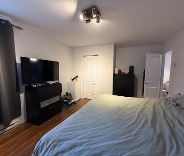 Cession de bail , appartement 4 1/2 demi sous-sol - Photo 2