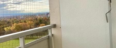 Zentrale 2-Zimmer-Wohnung mit Balkon, offener Küche und Badewanne! - Foto 1