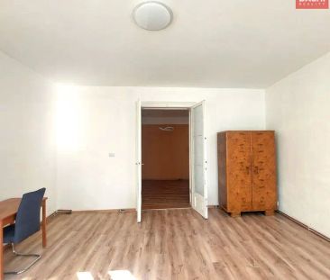 Nabízíme k pronájmu byt 1 + 1, nacházející se na rozhraní ulice Den... - Photo 3