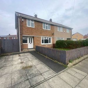 3 bed semi-detached house to rent in Helmsley Moor Way, Darlington - Photo 2