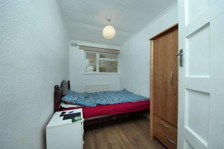 Carlisle Avenue, W3 - Photo 4