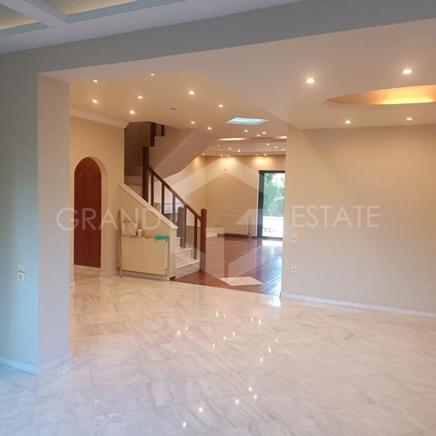 Ενοικίαση κατοικίας, 350 τ.μ., Πεντέλη, 3.000 € - Photo 1