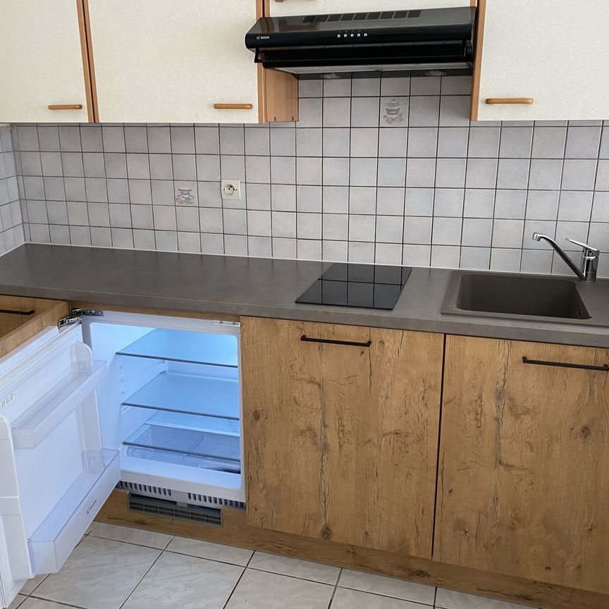 Location Maison 2 pièces 39m² CASTELNAUDARY 11400 - Photo 1