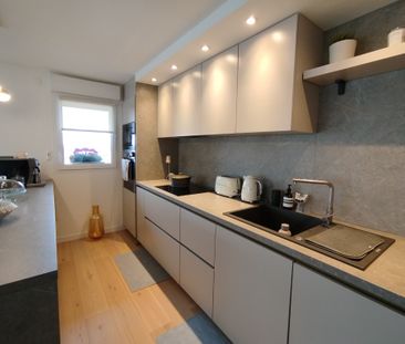 Location Appartement 3 pièces 69m² - Photo 3