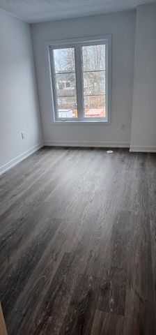 For Lease - 27 Lyall Stokes Circle, East Gwillimbury, Ontario - Photo 2