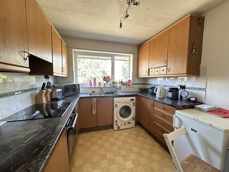 Dymott Close, so15 - Photo 5