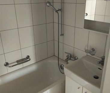 Central and comfortable price hit - Photo 2