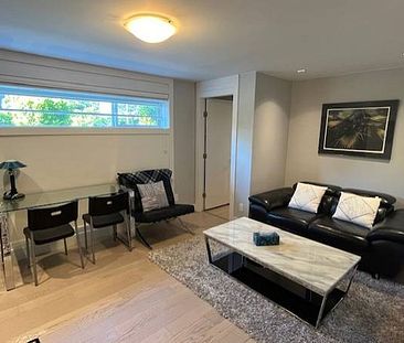 Fully Furnished Westside House Basement Suite - Photo 1