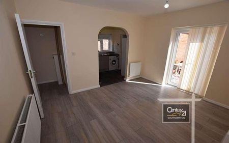 |ref: |, Cobbett Road, Southampton, SO18 - Photo 3