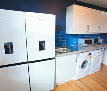 1 bedroom in a house share to rent - Photo 5