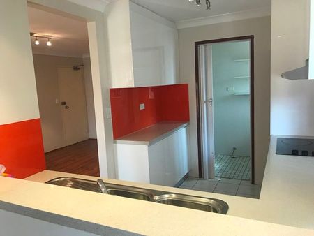 2 Bedroom Modern Unit - Photo 5