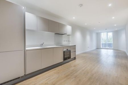 2 bedroom apartment to rent - Photo 4