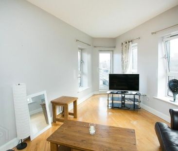 E.4.1 Whitehall Square Penthouse, Lisburn Road, Belfast, BT12 5EG - Photo 1