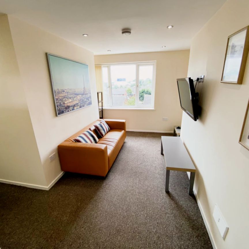 3 Bedroom House - Photo 1