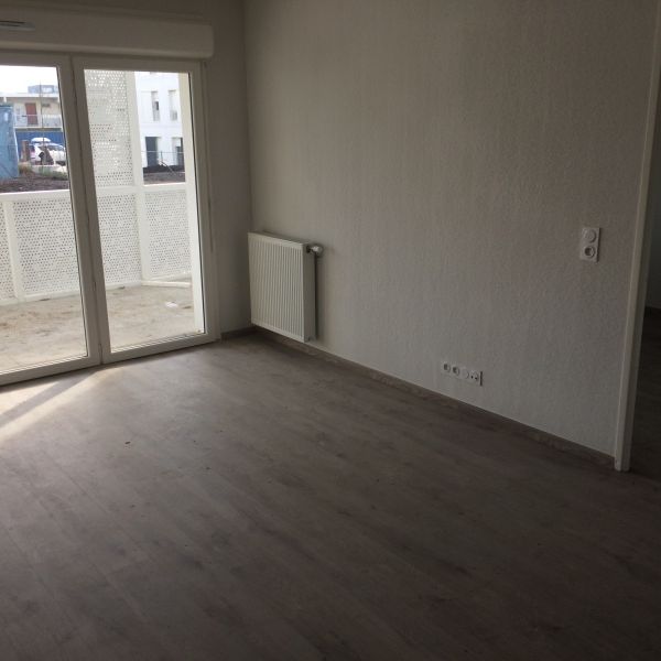 Location Appartement 2 pièces 41m² CENON 33150 - Photo 1